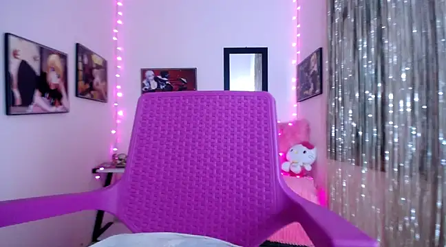 Cristal w online show from 02.28.25