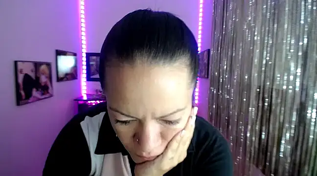 Cristal w online show from 03.05.25