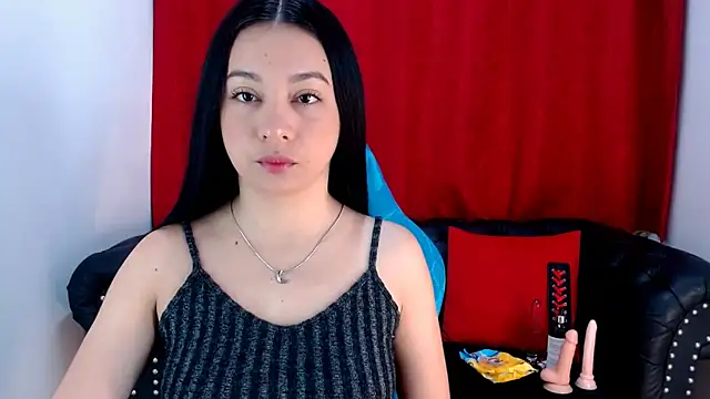 Snapshot of Lila_Pinky chatting on 01.05.25 Lila Pinky online show from 01.05.25