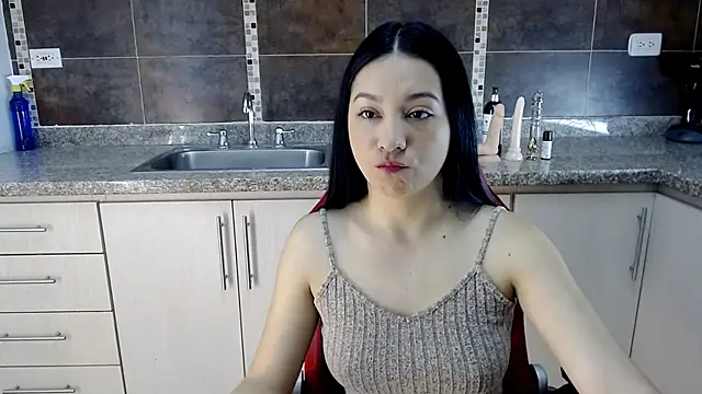 Snapshot of Lila_Pinky chatting on 01.27.25 Lila Pinky online show from 01.27.25