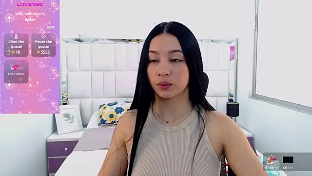 Snapshot of Lila_Pinky chatting on 03.01.25 Lila Pinky online show from 03.01.25