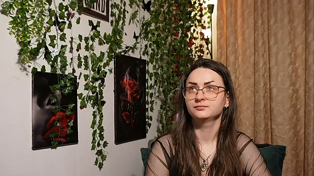 Snapshot of NaughtYHomemadE chatting on 10.26.25 NaughtYHomemadE online show from 10.26.25