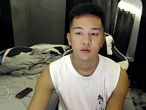 xgregor07 online show from 10.03.25