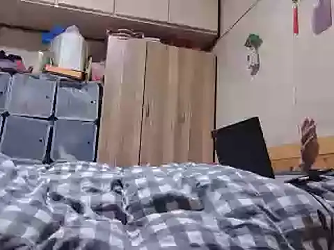 Snapshot of Beijing2000 chatting on 01.28.25 Beijing2000 online show from 01.28.25