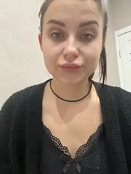 Snapshot of ellie_ssexy chatting on 01.14.25 ellie ssexy online show from 01.14.25