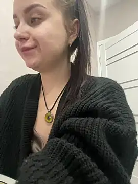 Snapshot of ellie_ssexy chatting on 01.18.25 ellie ssexy online show from 01.18.25