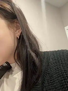 Snapshot of ellie_ssexy chatting on 02.03.25 ellie ssexy online show from 02.03.25
