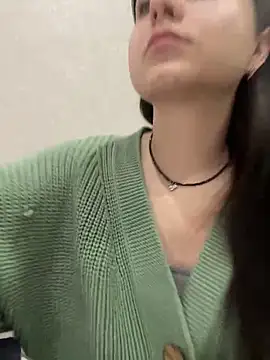 Snapshot of ellie_ssexy chatting on 02.14.25 ellie ssexy online show from 02.14.25