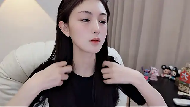 Snapshot of SHUIshui_ chatting on 02.01.26 SHUIshui online show from 02.01.26