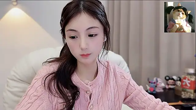 Snapshot of SHUIshui_ chatting on 02.04.26 SHUIshui online show from 02.04.26