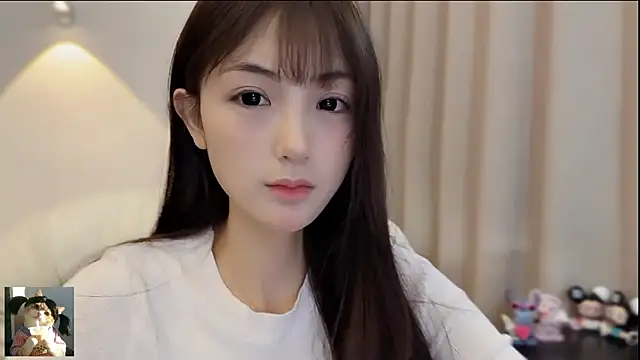 Snapshot of SHUIshui_ chatting on 02.09.26 SHUIshui online show from 02.09.26