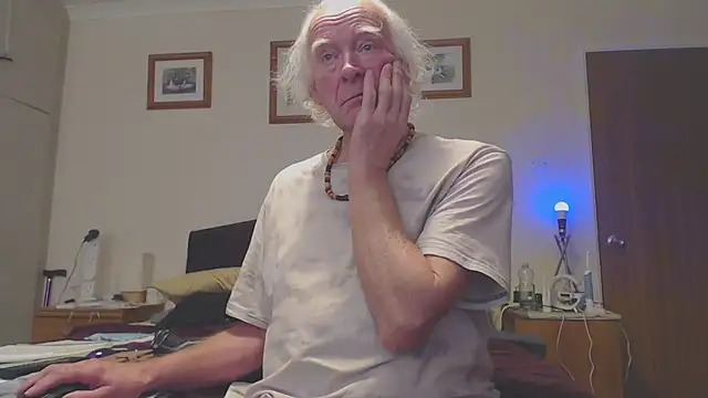 WaverlyKernow online show from 02.07.25