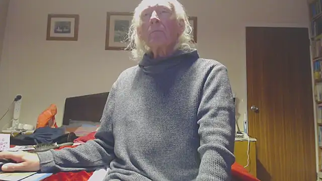 WaverlyKernow online show from 10.10.25