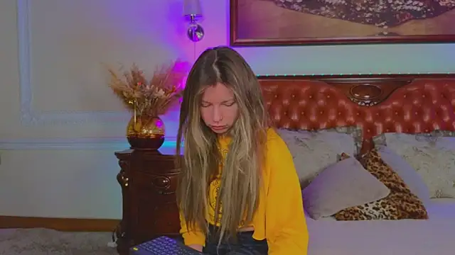 Real Tini online show from 01.07.26