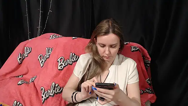 Snapshot of Milana69 chatting on 04.30.26 Milana69 online show from 04.30.26
