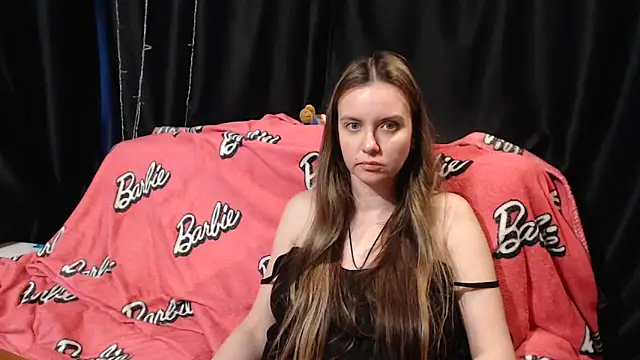 Snapshot of Milana69 chatting on 05.19.26 Milana69 online show from 05.19.26