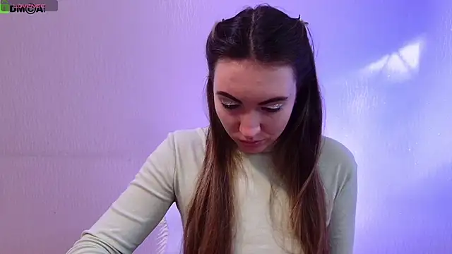 Snapshot of cute__angell chatting on 10.14.25 cute  angell online show from 10.14.25