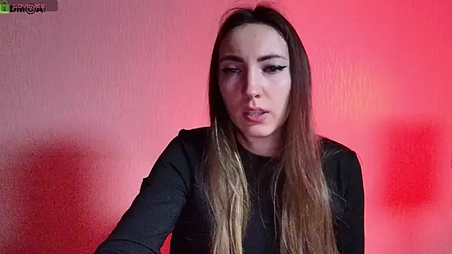 Snapshot of cute__angell chatting on 10.21.25 cute  angell online show from 10.21.25