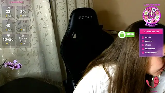 Snapshot of mag1c_eyes1 chatting on 05.21.26 mag1c eyes1 online show from 05.21.26