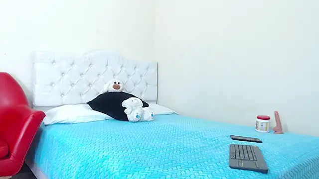 luna hoott online show from 02.02.25