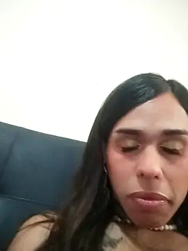pretty ariiel online show from 06.06.26