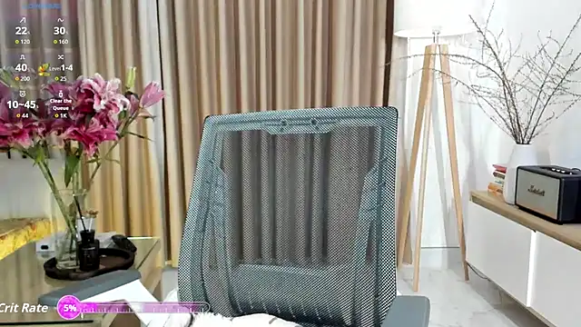 Snapshot of _Joliie_ chatting on 02.25.26 Joliie online show from 02.25.26