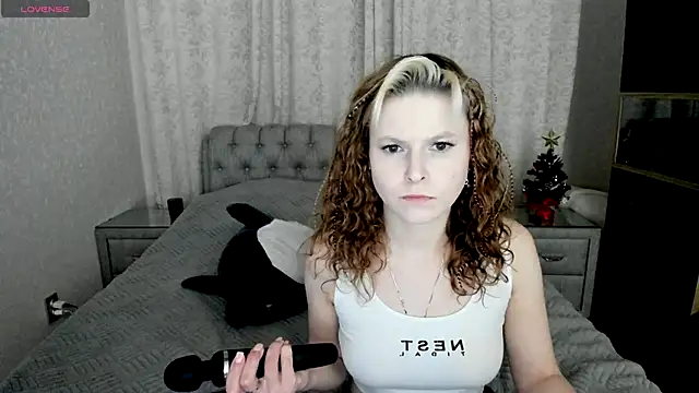 Snapshot of rocky_foxy chatting on 01.28.25 rocky foxy online show from 01.28.25