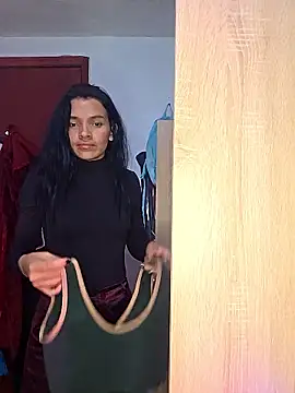 Snapshot of _shantal_smith chatting on 01.17.26 shantal smith online show from 01.17.26