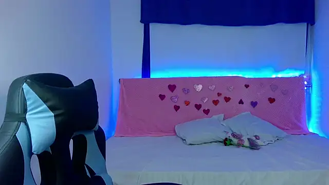 Snapshot of Lia_14_ chatting on 02.23.25 Lia 14  online show from 02.23.25