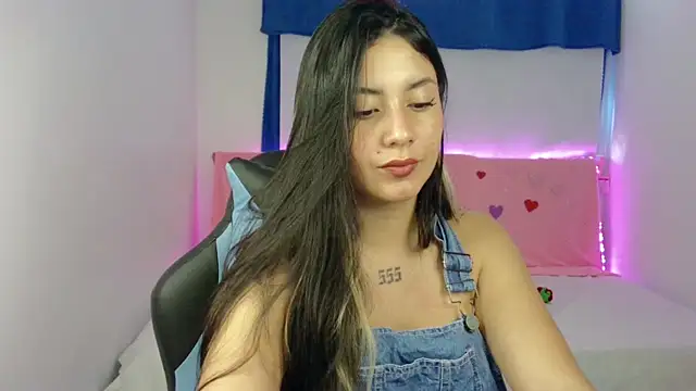 Snapshot of Lia_14_ chatting on 02.23.25 Lia 14  online show from 02.23.25