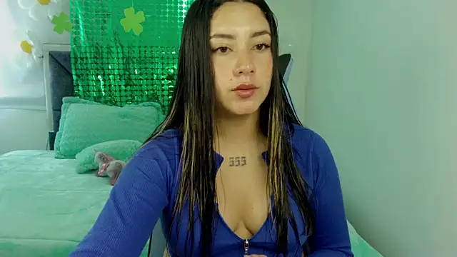 Snapshot of Lia_14_ chatting on 03.18.25 Lia 14  online show from 03.18.25