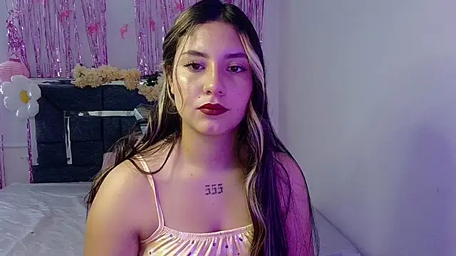 Snapshot of Lia_14_ chatting on 09.20.25 Lia 14  online show from 09.20.25