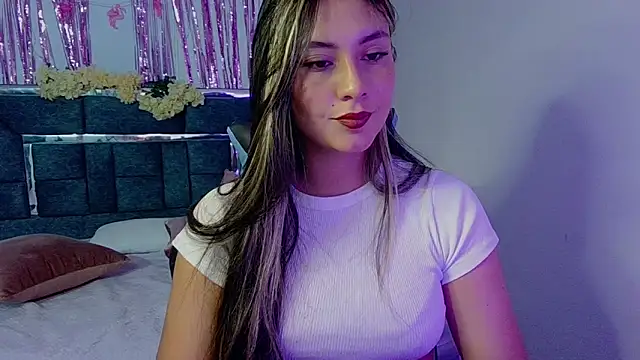 Snapshot of Lia_14_ chatting on 09.25.25 Lia 14  online show from 09.25.25