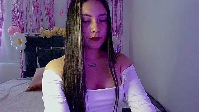 Snapshot of Lia_14_ chatting on 10.08.25 Lia 14  online show from 10.08.25