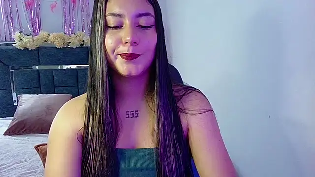 Snapshot of Lia_14_ chatting on 10.17.25 Lia 14  online show from 10.17.25