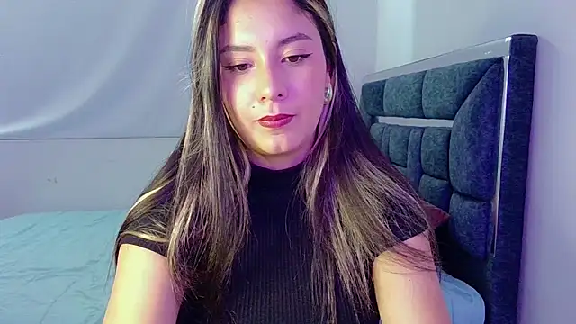 Snapshot of Lia_14_ chatting on 10.23.25 Lia 14  online show from 10.23.25