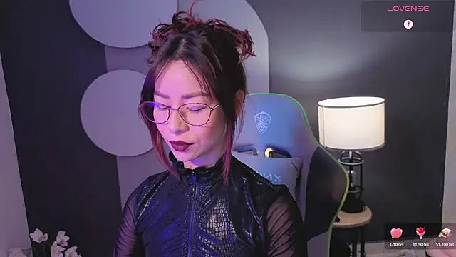 Snapshot of rosse_98_ chatting on 06.30.26 rosse 98 online show from 06.30.26
