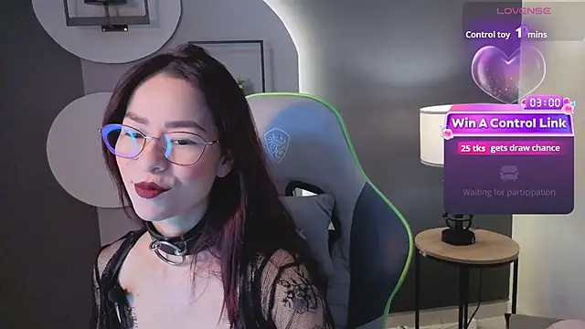 Snapshot of rosse_98_ chatting on 07.10.26 rosse 98 online show from 07.10.26