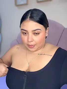 Emily cooper20 online show from 10.25.25