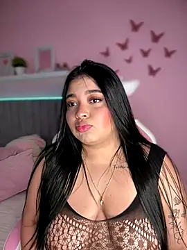 Emily cooper20 online show from 12.18.25