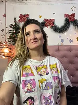 Snapshot of antonella87 chatting on 12.24.24 antonella87 online show from 12.24.24