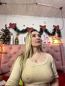 Snapshot of antonella87 chatting on 01.09.25 antonella87 online show from 01.09.25