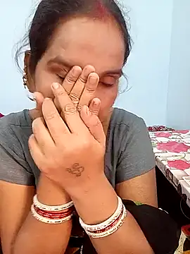 reemacouple007 online show from 11.08.25