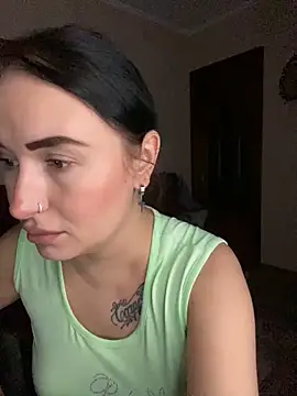 Snapshot of Roxana_Bell chatting on 02.05.26 Roxana Bell online show from 02.05.26