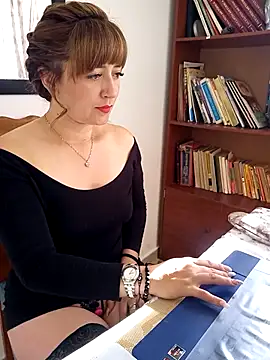 Snapshot of tata_laima__ chatting on 01.15.25 tata laima online show from 01.15.25