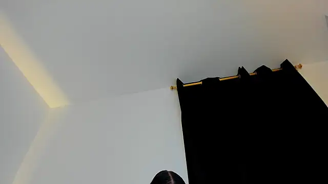 Snapshot of liily_moore chatting on 07.16.26 liily moore online show from 07.16.26
