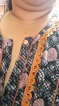 Ravina patil1 online show from 01.03.25