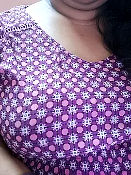 Ravina patil1 online show from 01.06.25