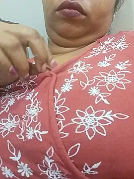 Snapshot of Ravina_patil1 chatting on 11.09.25 Ravina patil1 online show from 11.09.25