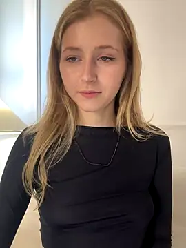 LunaRase online show from 09.28.25